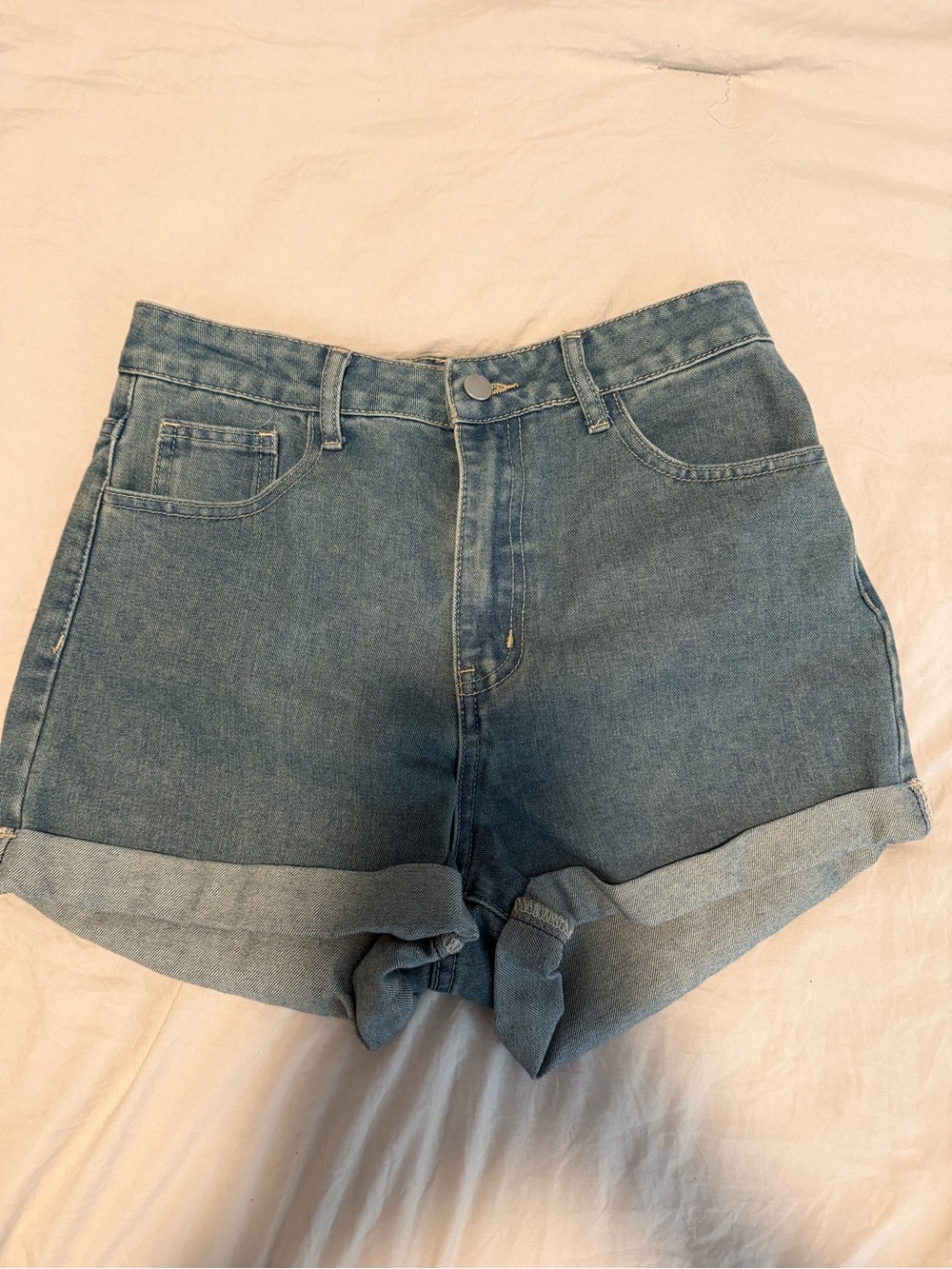 SHEIN Vintage High-Rise Rolled Hem Denim Shorts - Blue